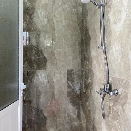 Jona * هيماري